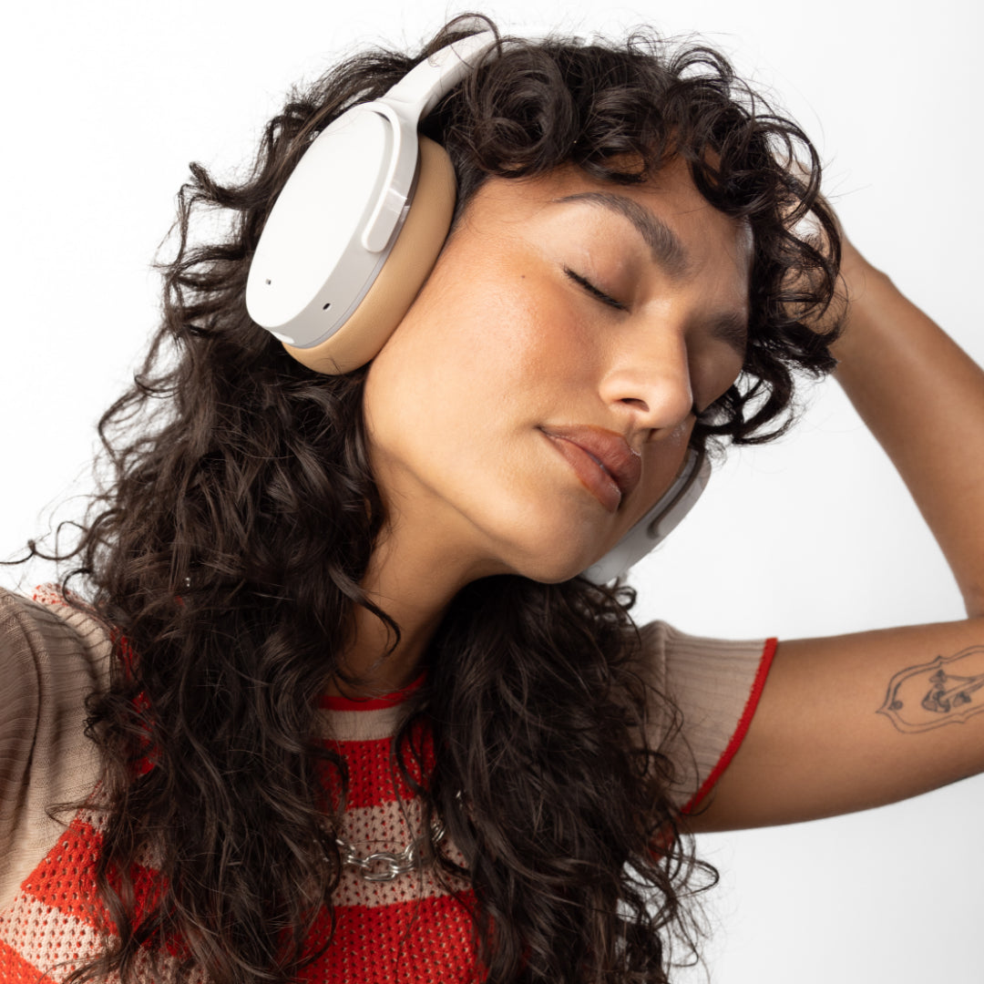 //www.skullcandy.eu/cdn/shop/files/Hesh_ANC_feature_benefit_1