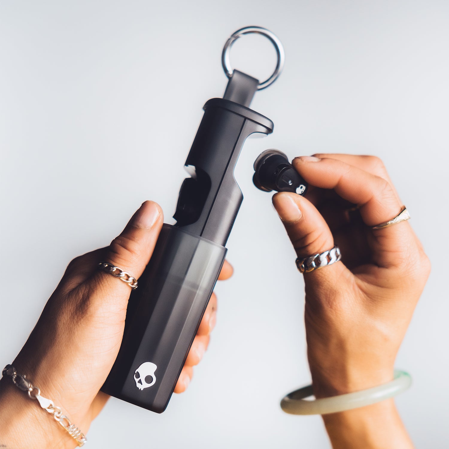 //www.skullcandy.eu/cdn/shop/files/Method_lifestyle_image