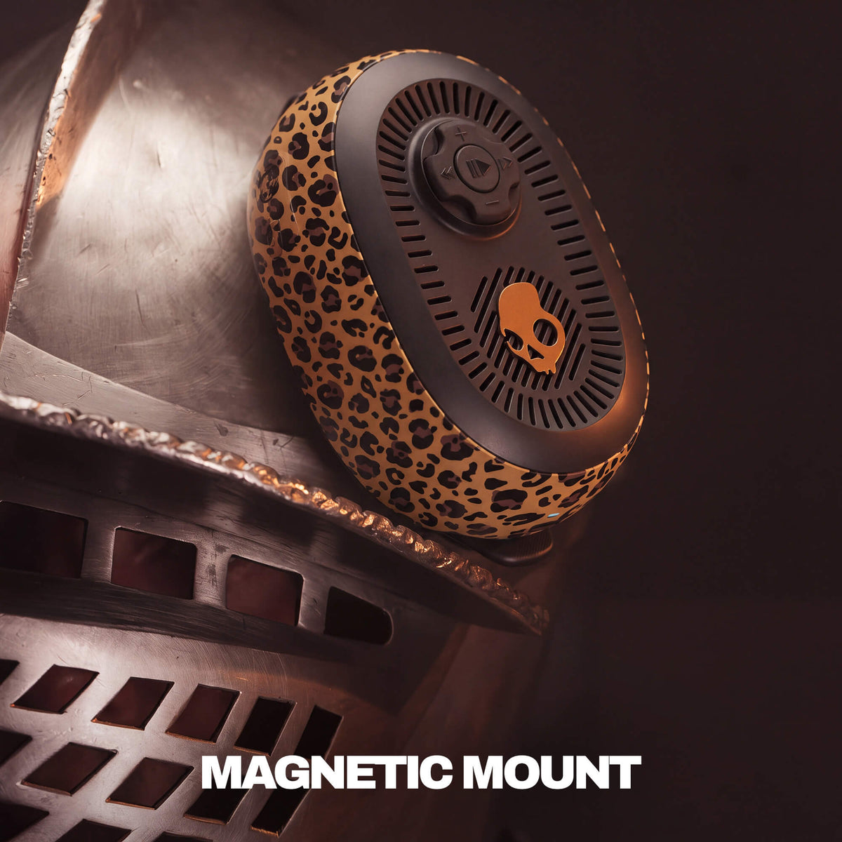 Close-up of a leopard-print session 540 attached to a knight, with the text 'MAGNETIC MOUNT' at the bottom. | Leopard